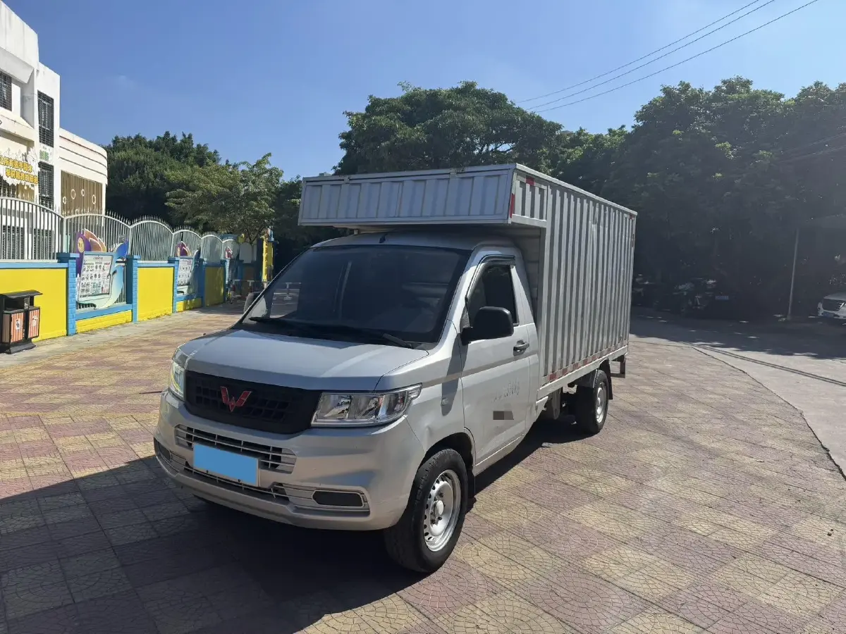 2019 WuLing RongGuang New Truck 1.5L 107HP L4 5MT