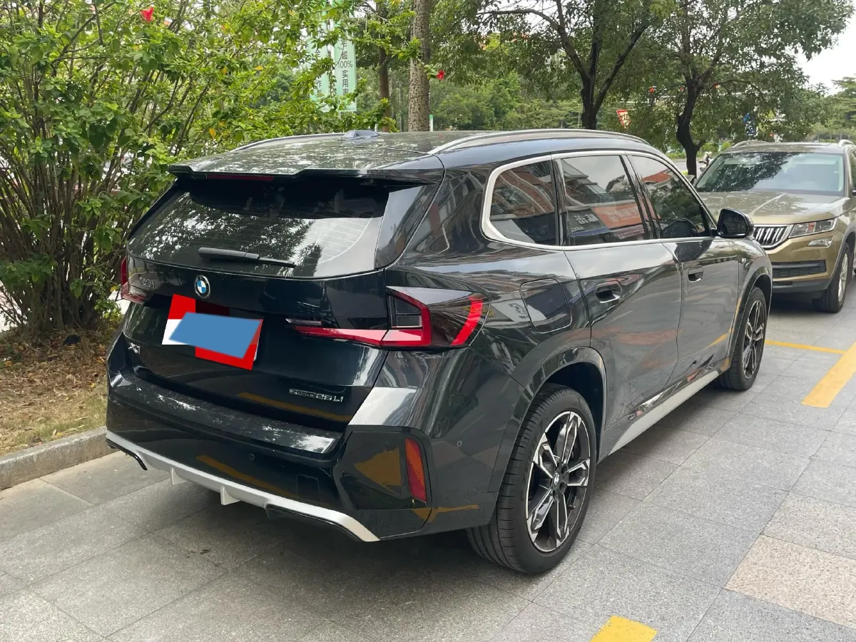 2023 BMW X1 2.0T 204HP L4 7DCT,autocango,china used car exporter,china ev exporter,chinese used car exporter,chinese used ev exporter
