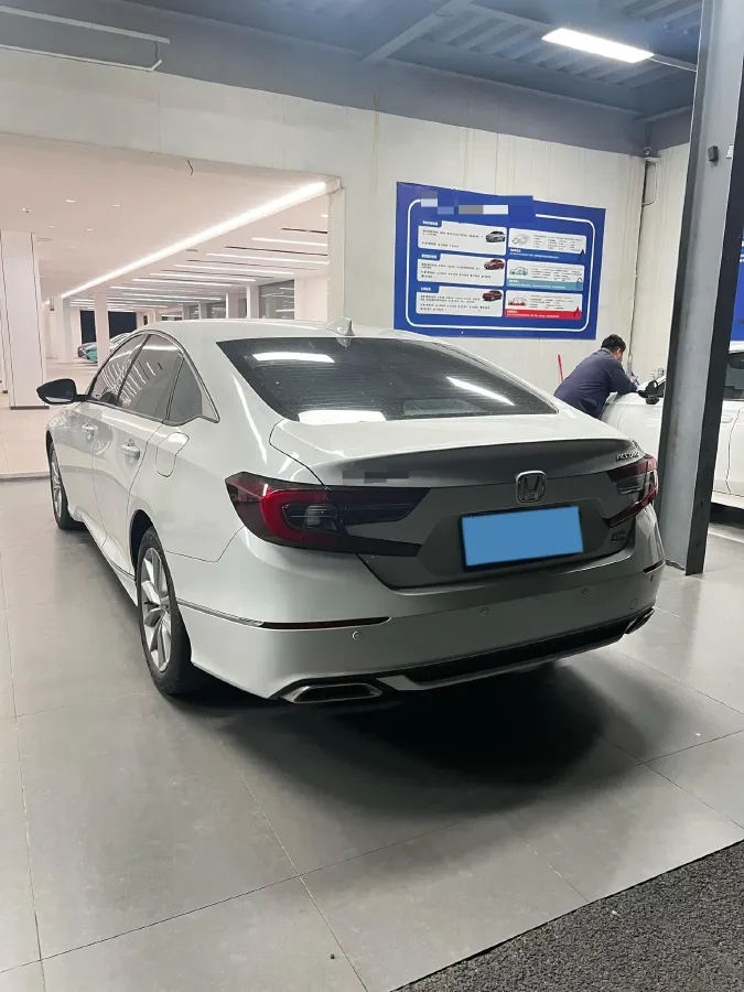 2022 Honda Accord 1.5T 194HP L4 CVT,autocango,china used car exporter,china ev exporter,chinese used car exporter,chinese used ev exporter