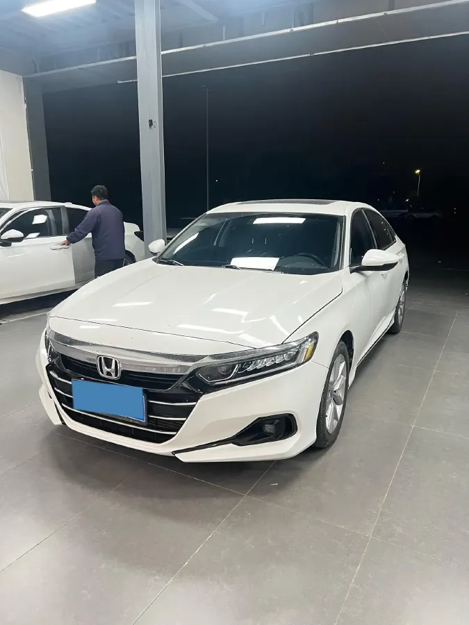 2022 Honda Accord 1.5T 194HP L4 CVT,autocango,china used car exporter,china ev exporter,chinese used car exporter,chinese used ev exporter