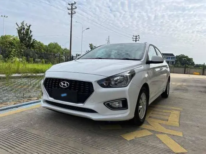 2017 Hyundai Reina 1.4L 95HP L4 4AT