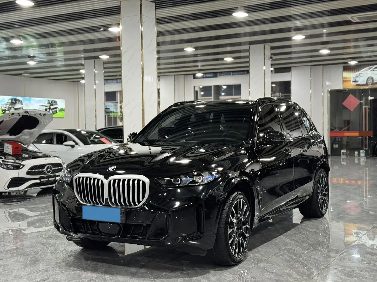 2023 BMW X5 3.0T 381HP L6 8AT