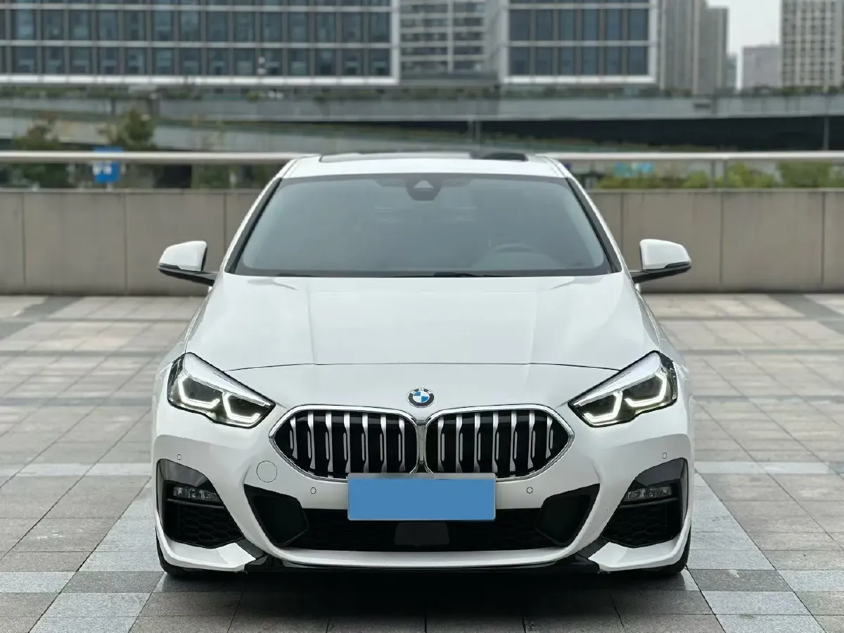 2023 BMW 2 Series 2.0T 178HP L4 7DCT,autocango,china used car exporter,china ev exporter,chinese used car exporter,chinese used ev exporter