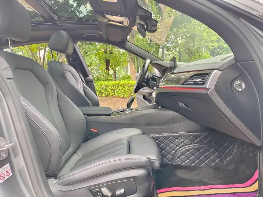 2020 BMW 6 Series GT 2.0T 258HP L4 8AT,autocango,china used car exporter,china ev exporter,chinese used car exporter,chinese used ev exporter