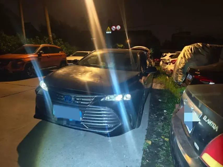 2019 Toyota Avalon 2.5L 178HP L4 E-CVT Hybrid