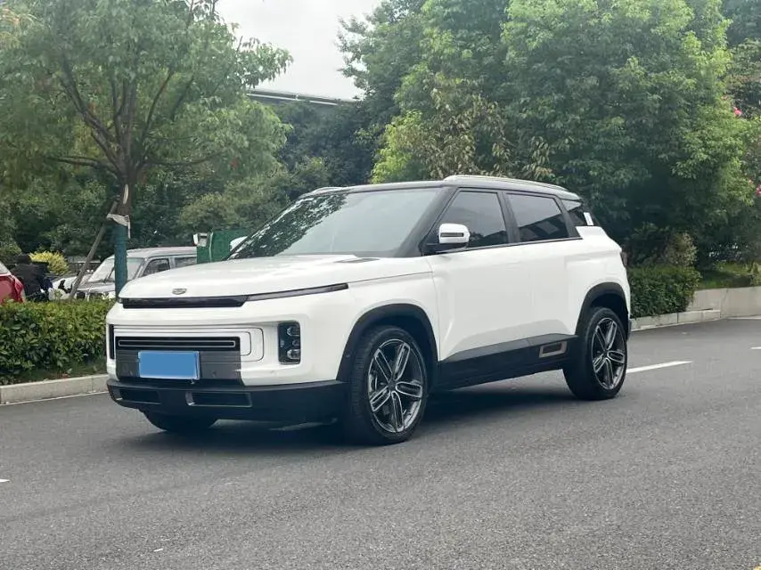 2020 GEELY ICON view 1