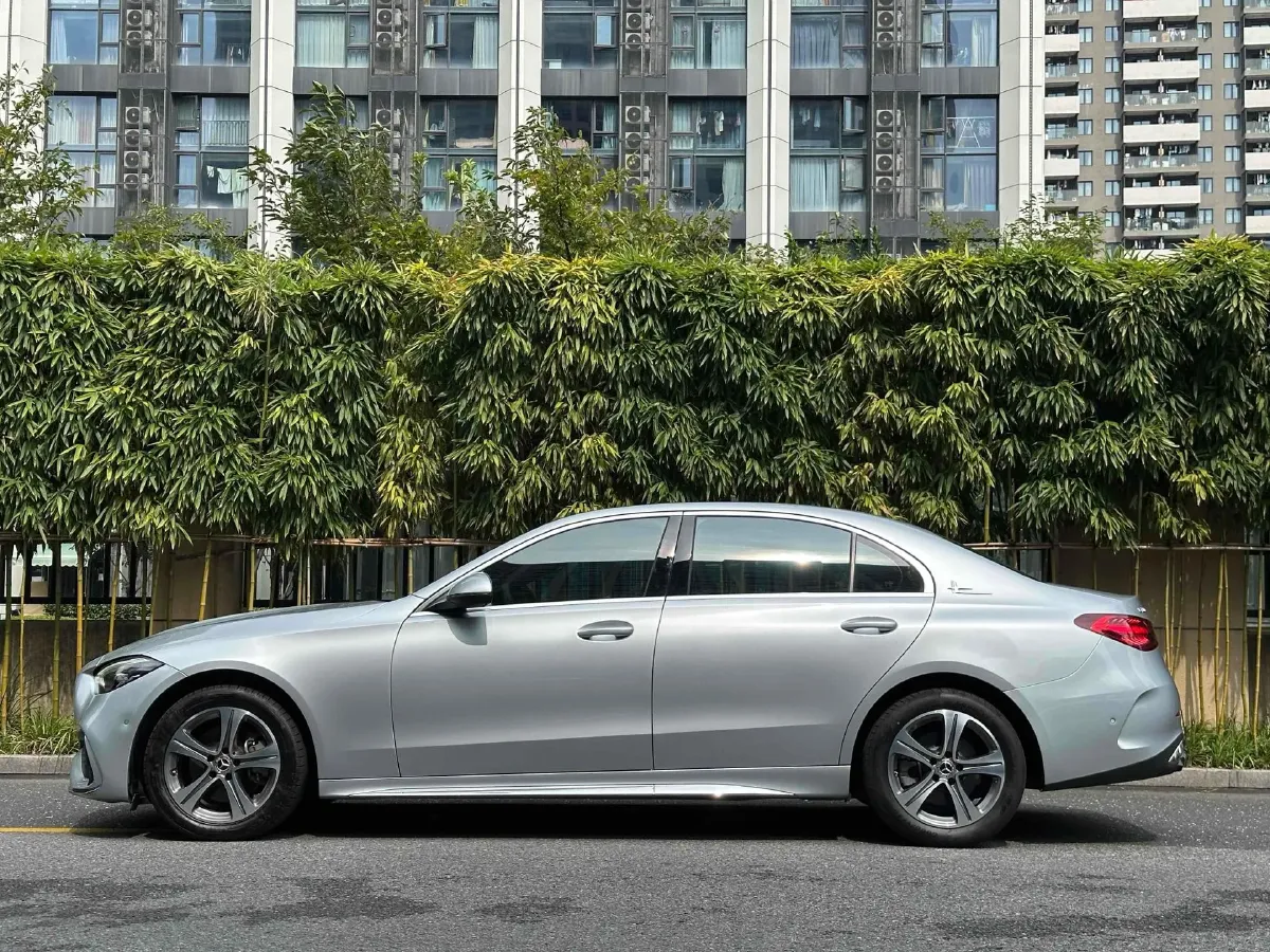 2022 Mercedes-Benz C Class 1.5T 170HP L4 9AT,autocango,china used car exporter,china ev exporter,chinese used car exporter,chinese used ev exporter