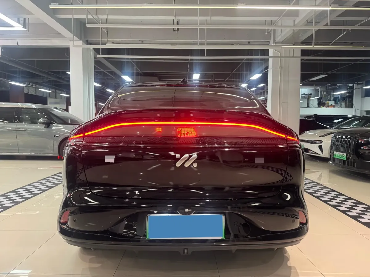 2025 IM LS6 BEV 75KWH,autocango,china used car exporter,china ev exporter,chinese used car exporter,chinese used ev exporter