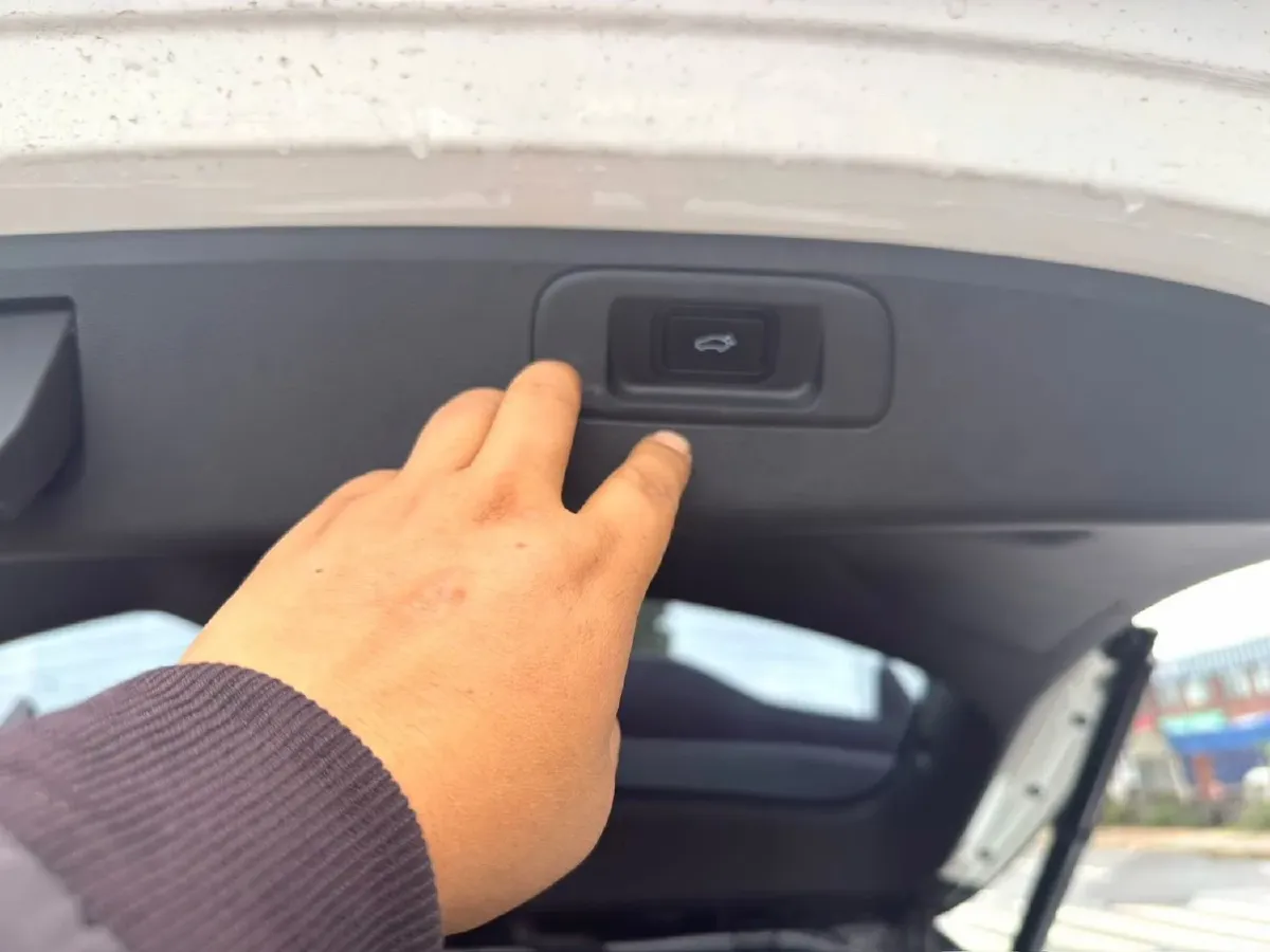 2022 Geely Coolray 1.5T 181HP L4 7DCT,autocango,china used car exporter,china ev exporter,chinese used car exporter,chinese used ev exporter