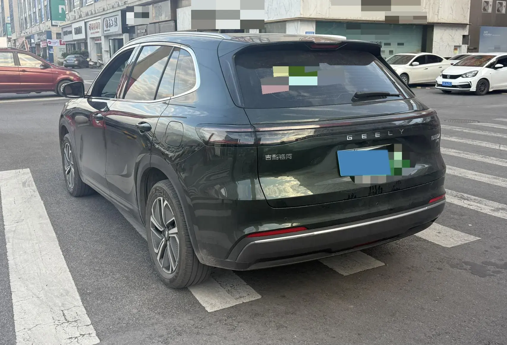2025 GEELY GALAXY thumbnail 2
