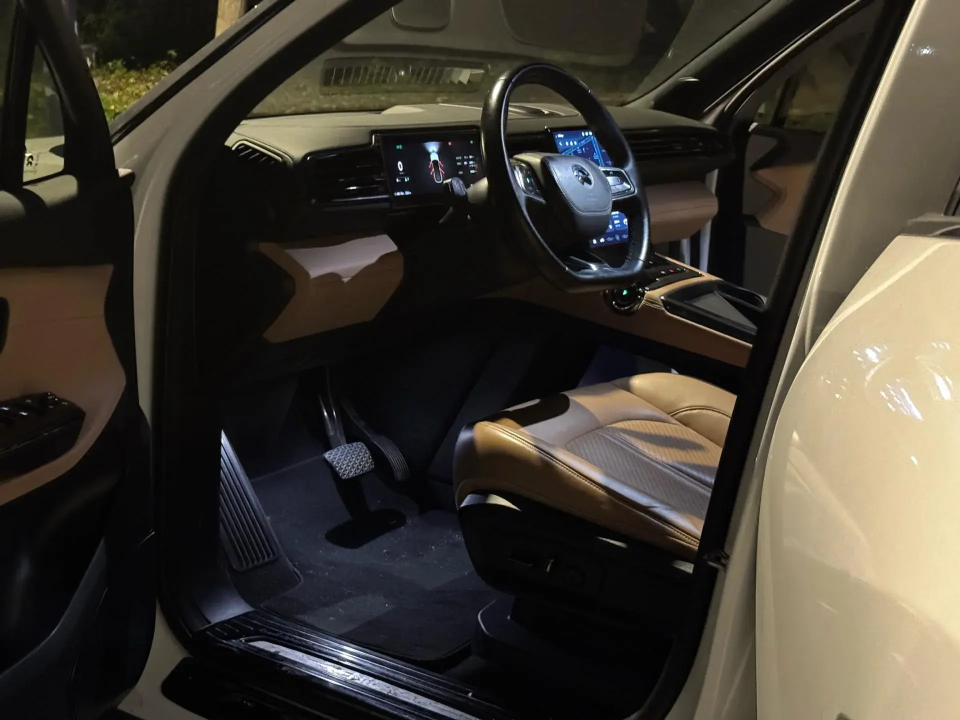 2022 NIO ES6 thumbnail 4