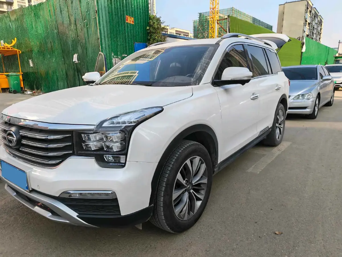 2017 GAC Trumpchi GS8 2.0T 201HP L4 6AT