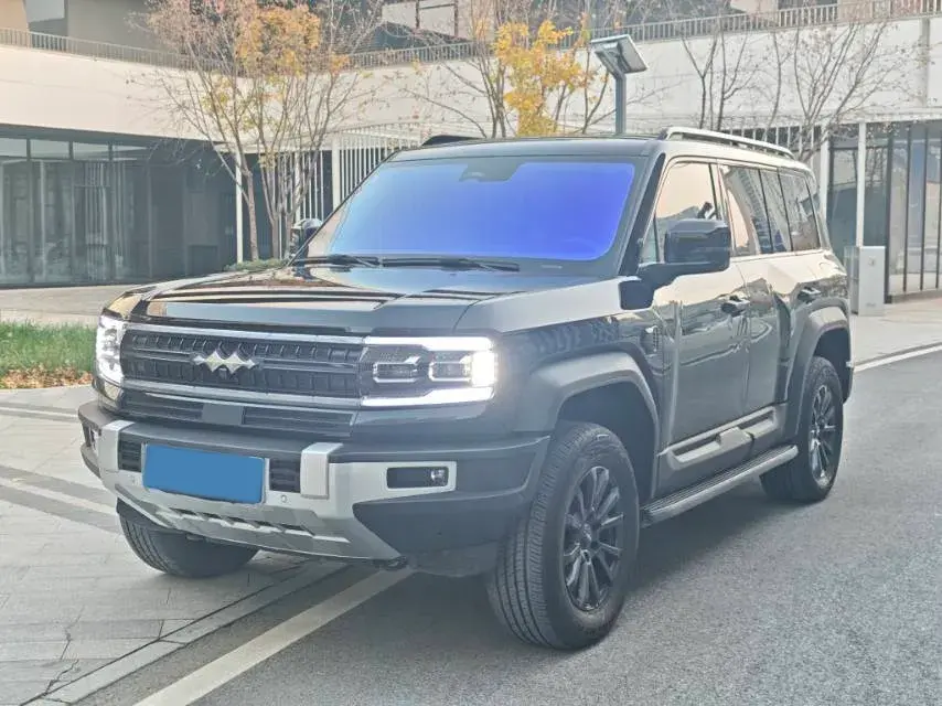 2023 FangChengBao Bao 5 1.5T 194HP L4 E-CVT PHEV 31.8KWH