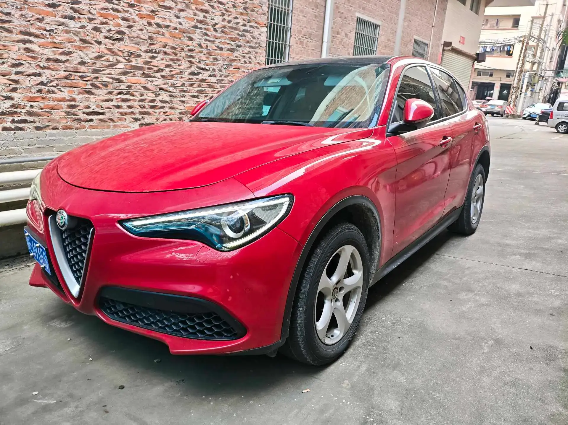 2017 ALFA ROMEO view 1