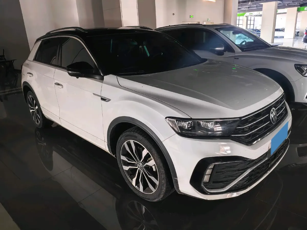 2022 Volkswagen T-Roc 1.4T 150HP L4 7DCT,autocango,china used car exporter,china ev exporter,chinese used car exporter,chinese used ev exporter