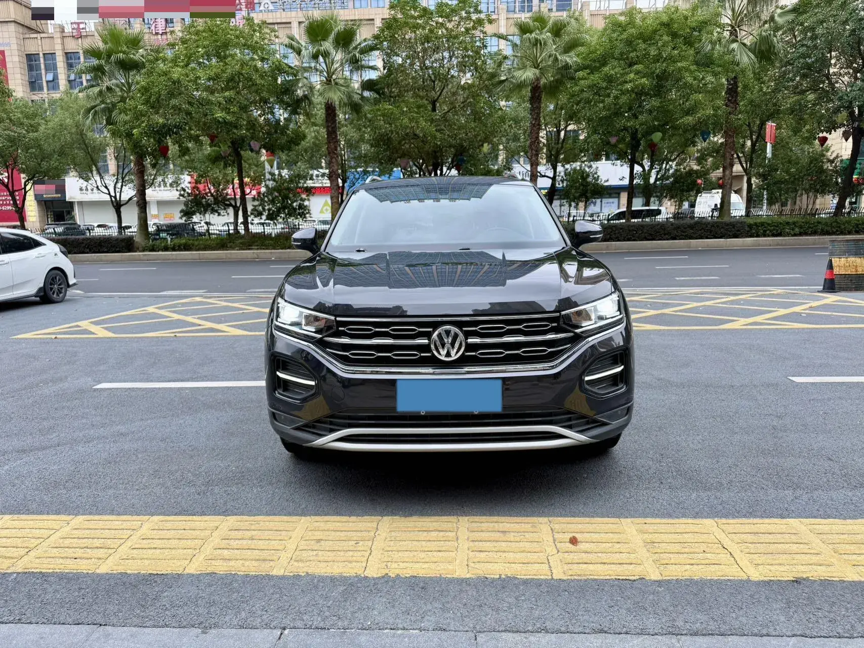 2019 VOLKSWAGEN TAYRON thumbnail 2