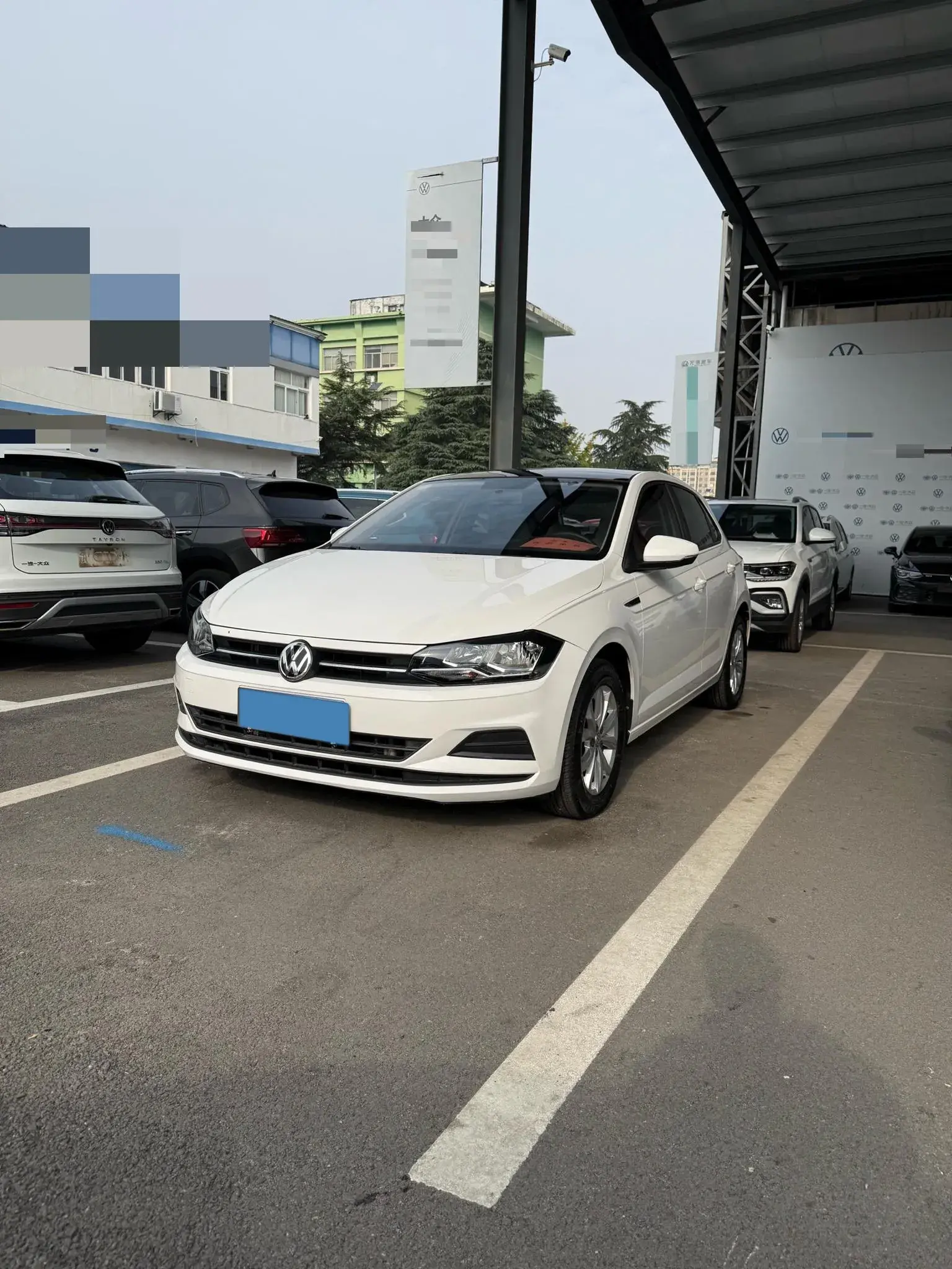 2019 VOLKSWAGEN POLO view 1
