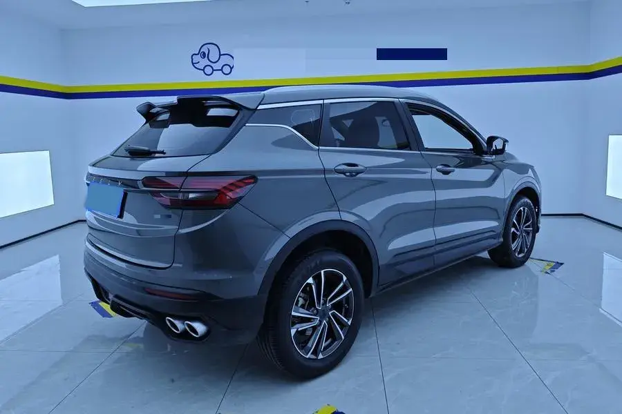 2023 GEELY COOLRAY thumbnail 2