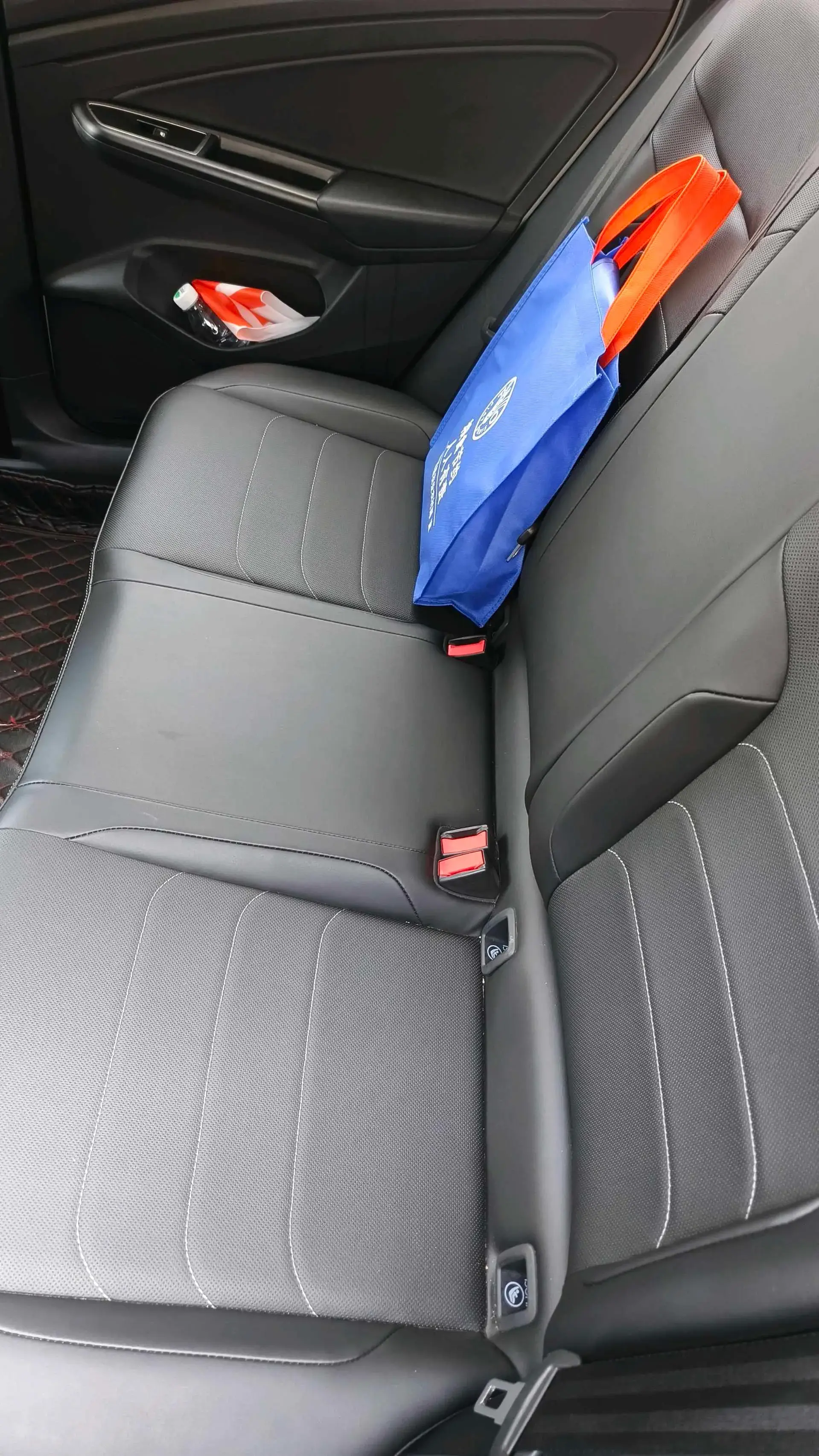 2022 JETTA VS5 thumbnail 4