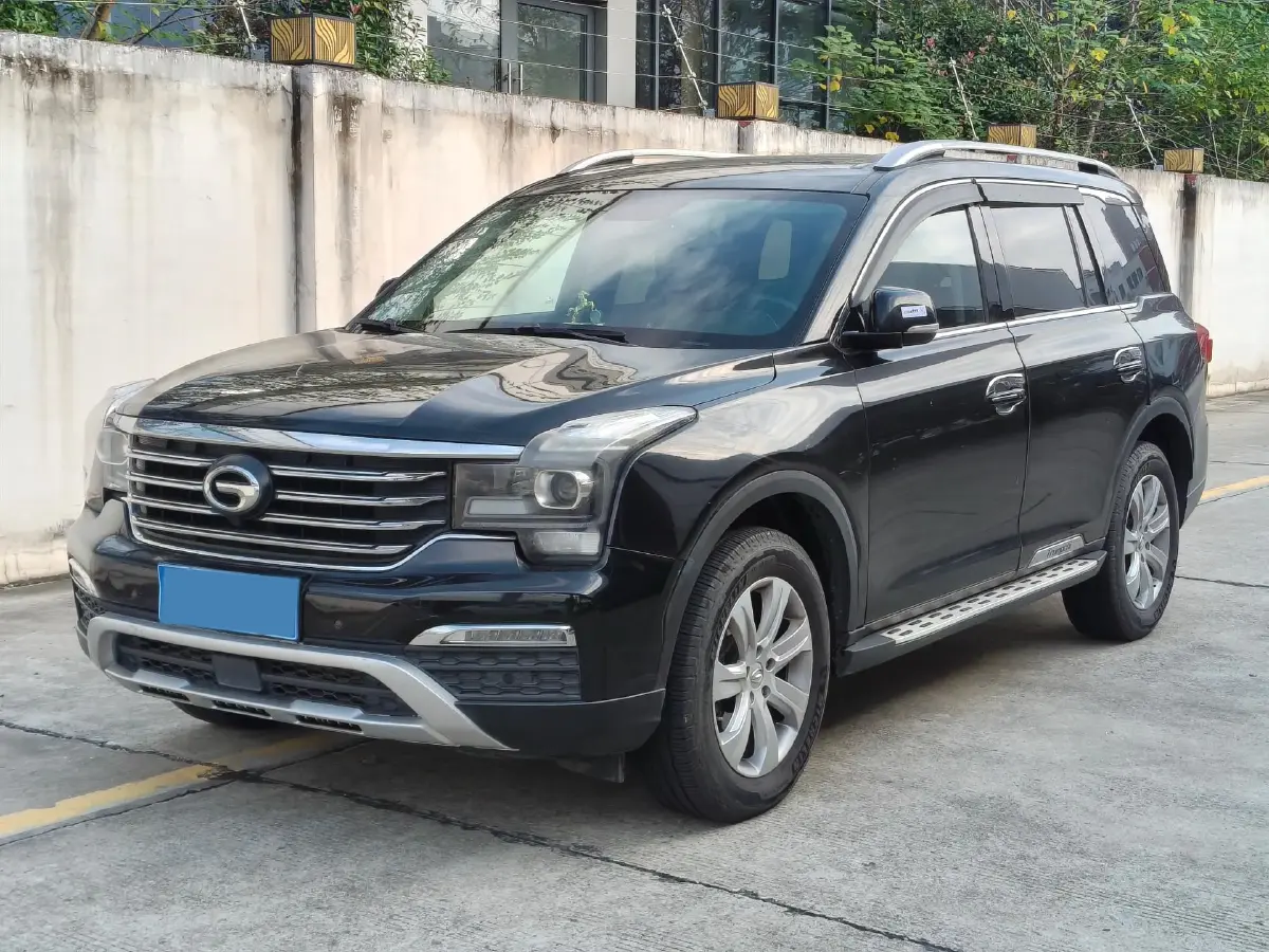 2017 GAC Trumpchi GS8 2.0T 201HP L4 6AT