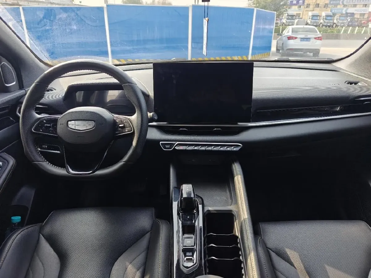 2023 Geely Coolray 1.5T 181HP L4 7DCT,autocango,china used car exporter,china ev exporter,chinese used car exporter,chinese used ev exporter