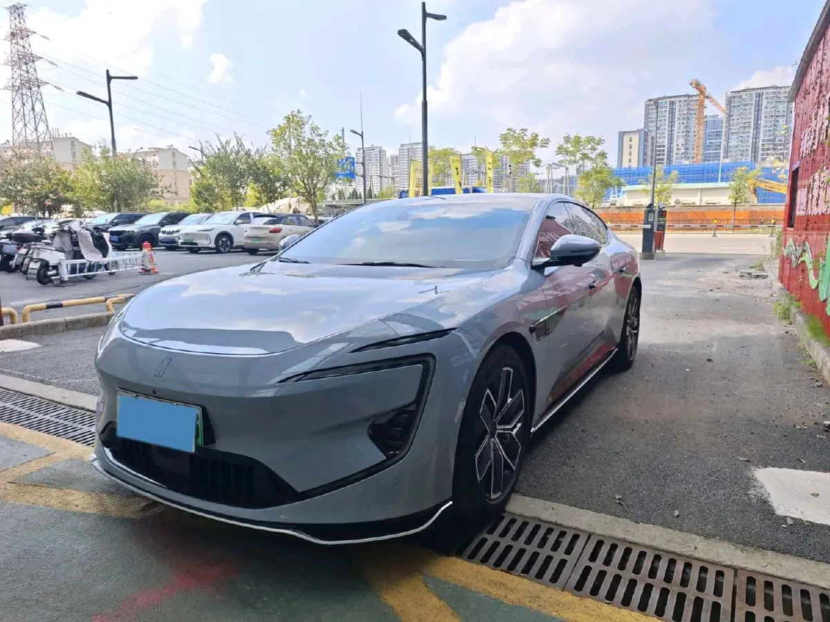 2024 Avatr 12 BEV 94.5KWH