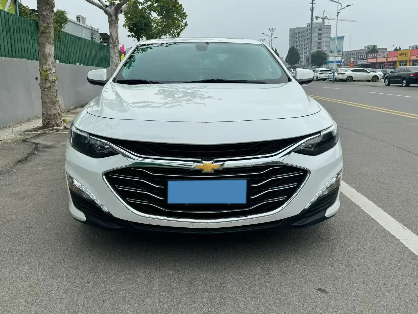 2021 CHEVROLET MALIBU thumbnail 2