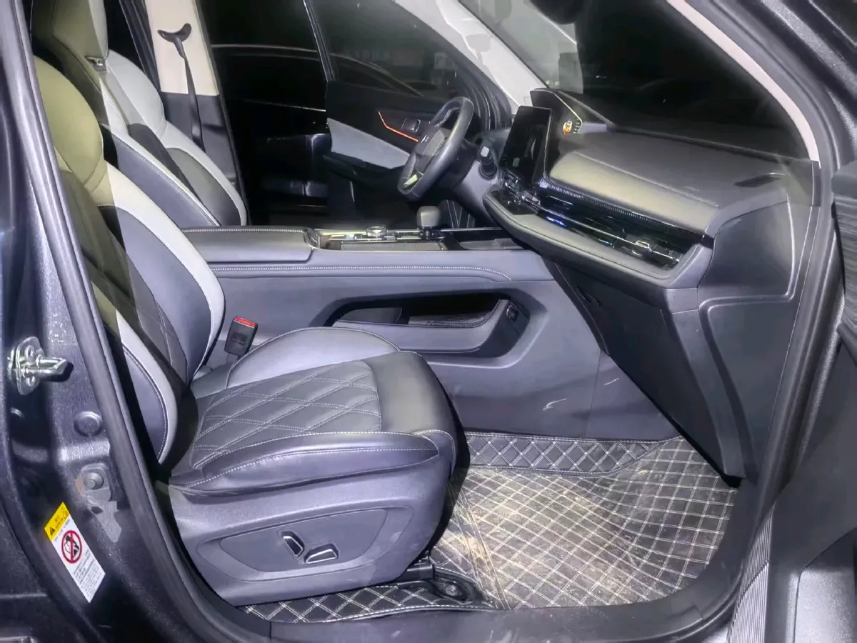 2023 ChangAn QiYuan Q05 Classic 1.5L 110HP L4 E-CVT PHEV 18.99KWH,autocango,china used car exporter,china ev exporter,chinese used car exporter,chinese used ev exporter