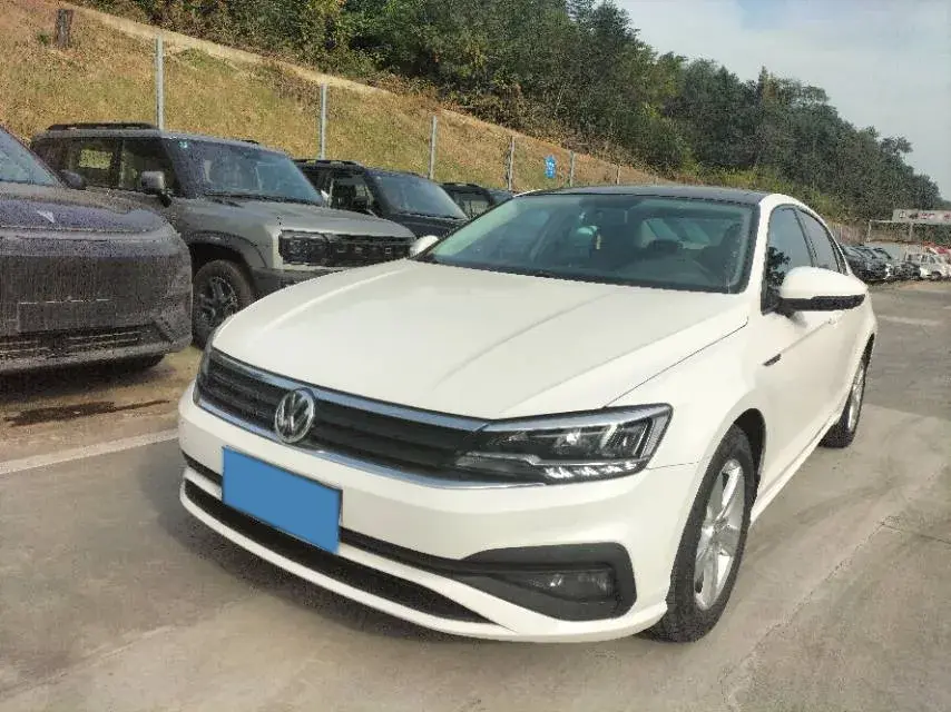 2021 Volkswagen Lamando 1.4T 131HP L4 7DCT