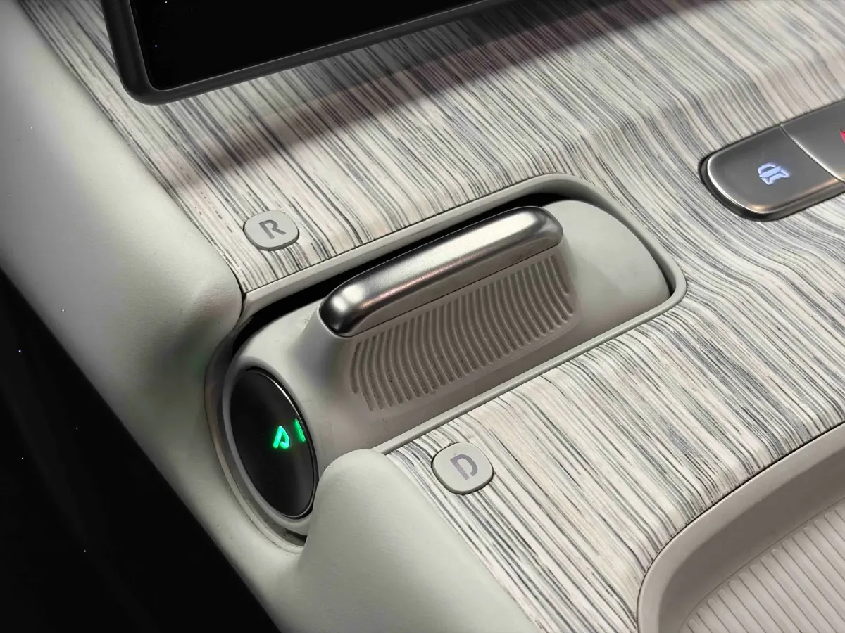 2021 Volkswagen ID.6 Crozz BEV 84.8KWH,autocango,china used car exporter,china ev exporter,chinese used car exporter,chinese used ev exporter