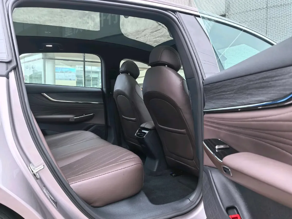 2025 ChangAn QiYuan A07 BEV 68.8KWH,autocango,china used car exporter,china ev exporter,chinese used car exporter,chinese used ev exporter