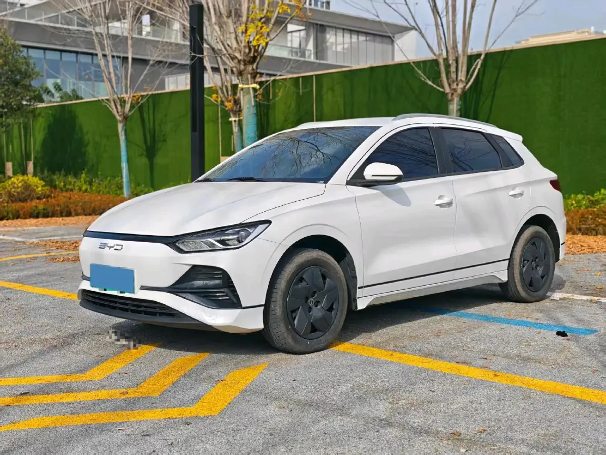 2023 BYD e2 BEV 43.2KWH
