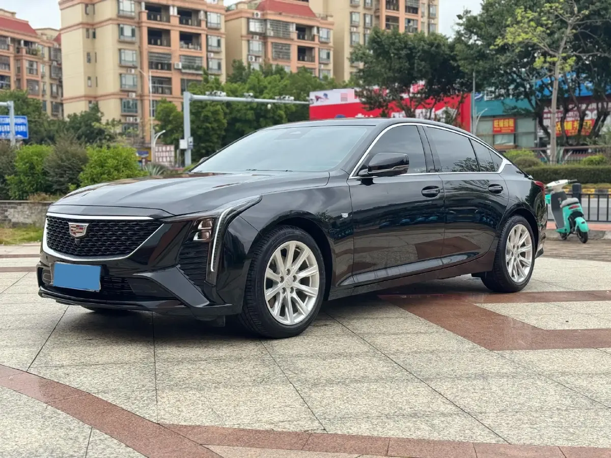 2024 Cadillac CT5 2.0T 237HP L4 10AT