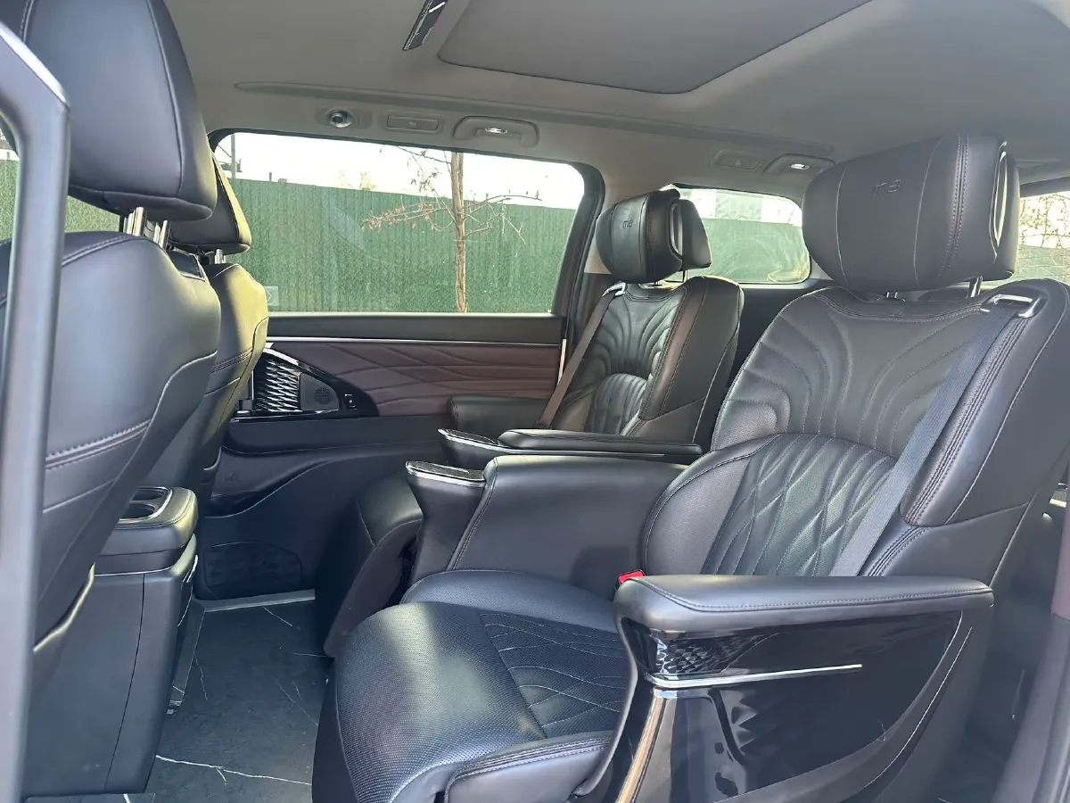 2024 GAC Trumpchi M8 2.0T 252HP L4 8AT,autocango,china used car exporter,china ev exporter,chinese used car exporter,chinese used ev exporter