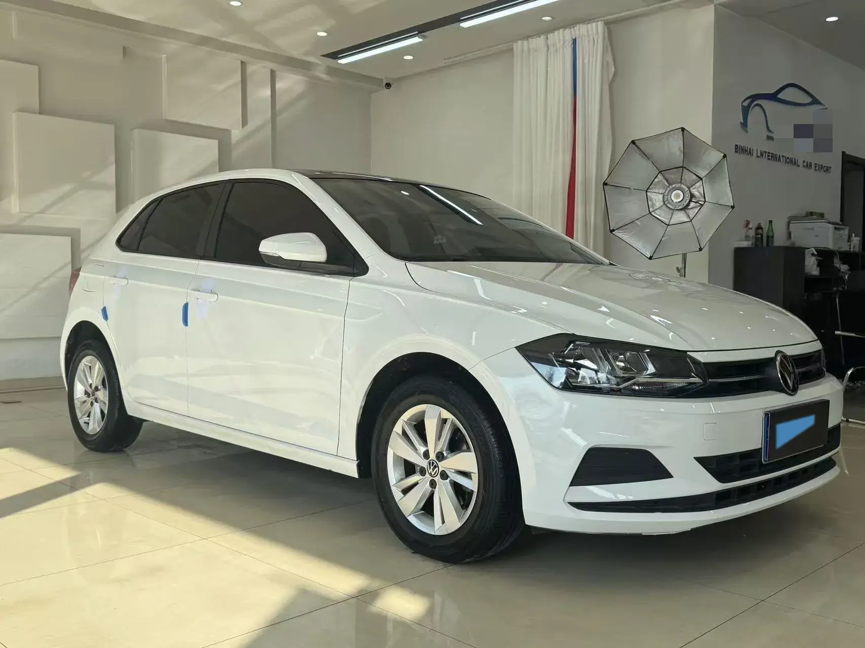 2023 VOLKSWAGEN POLO thumbnail 2