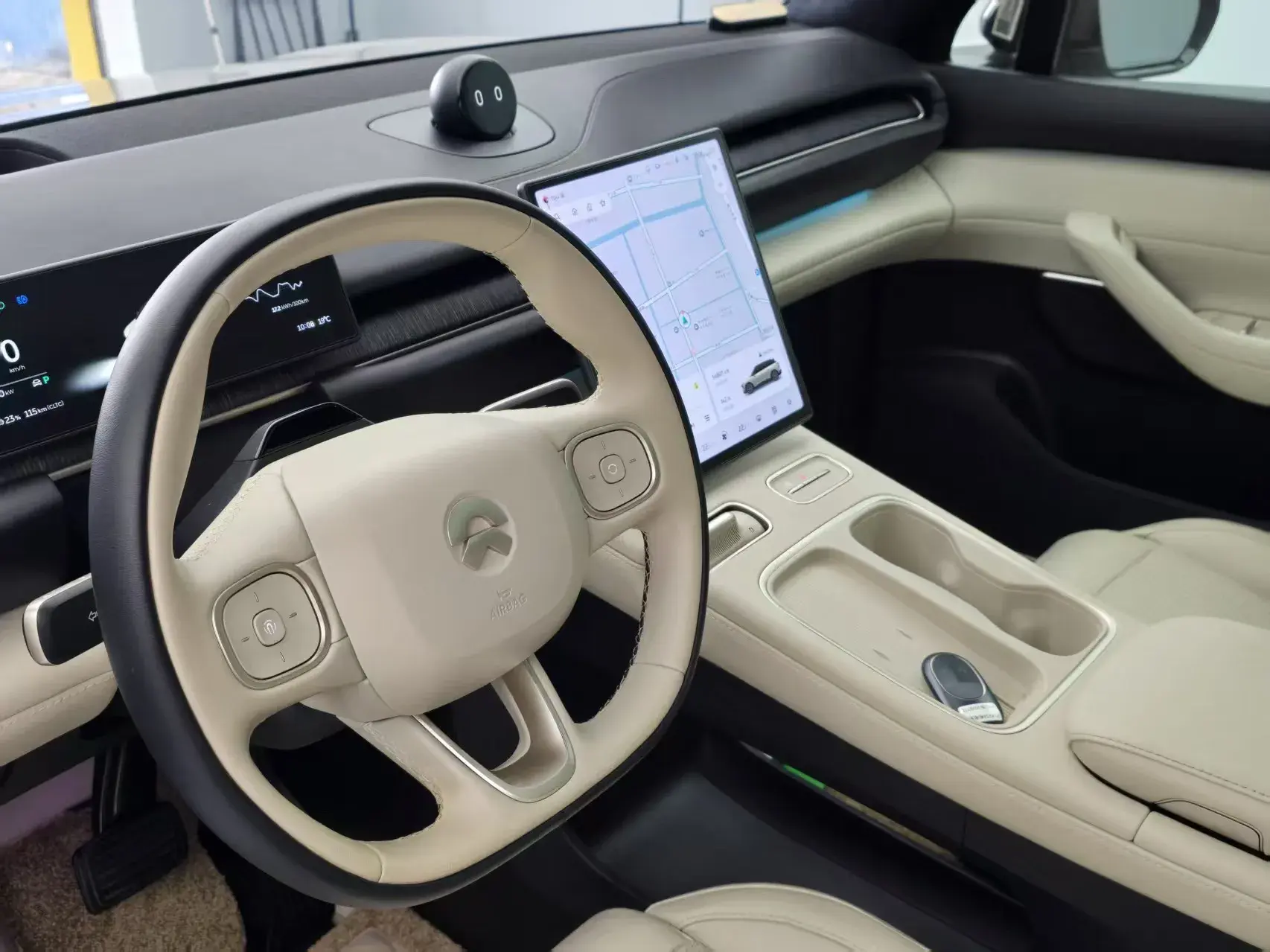 2023 NIO ES6 thumbnail 4