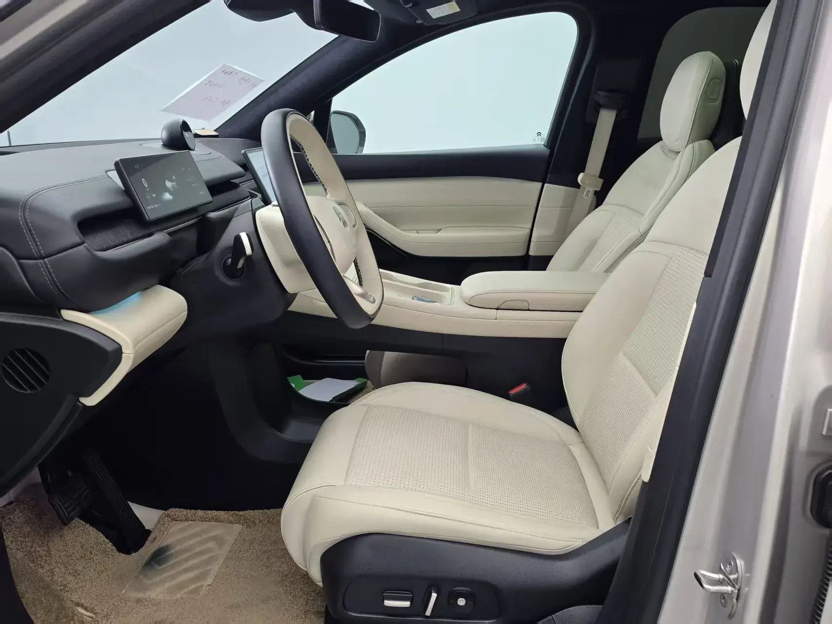 2023 NIO ES6 thumbnail 3