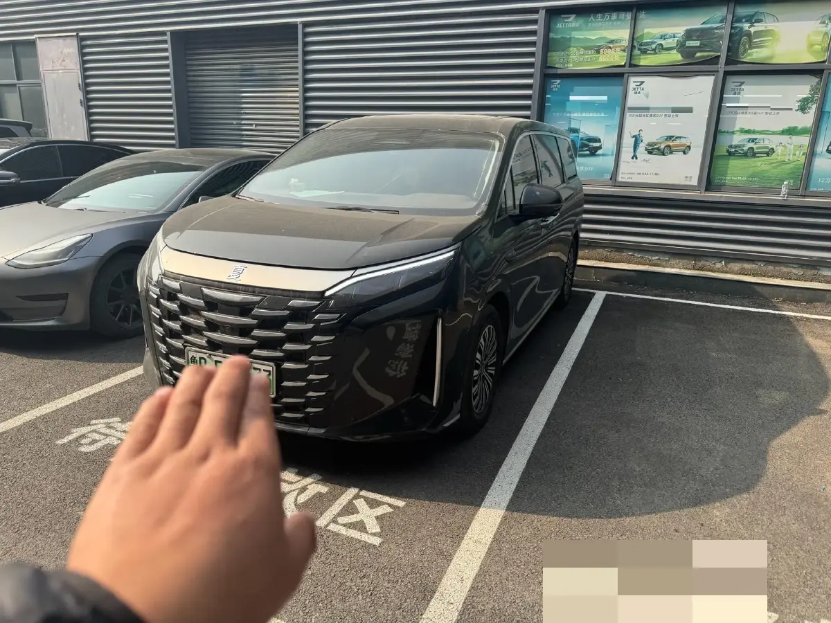 2025 BYD Xia 1.5T 156HP L4 E-CVT PHEV 20.39KWH