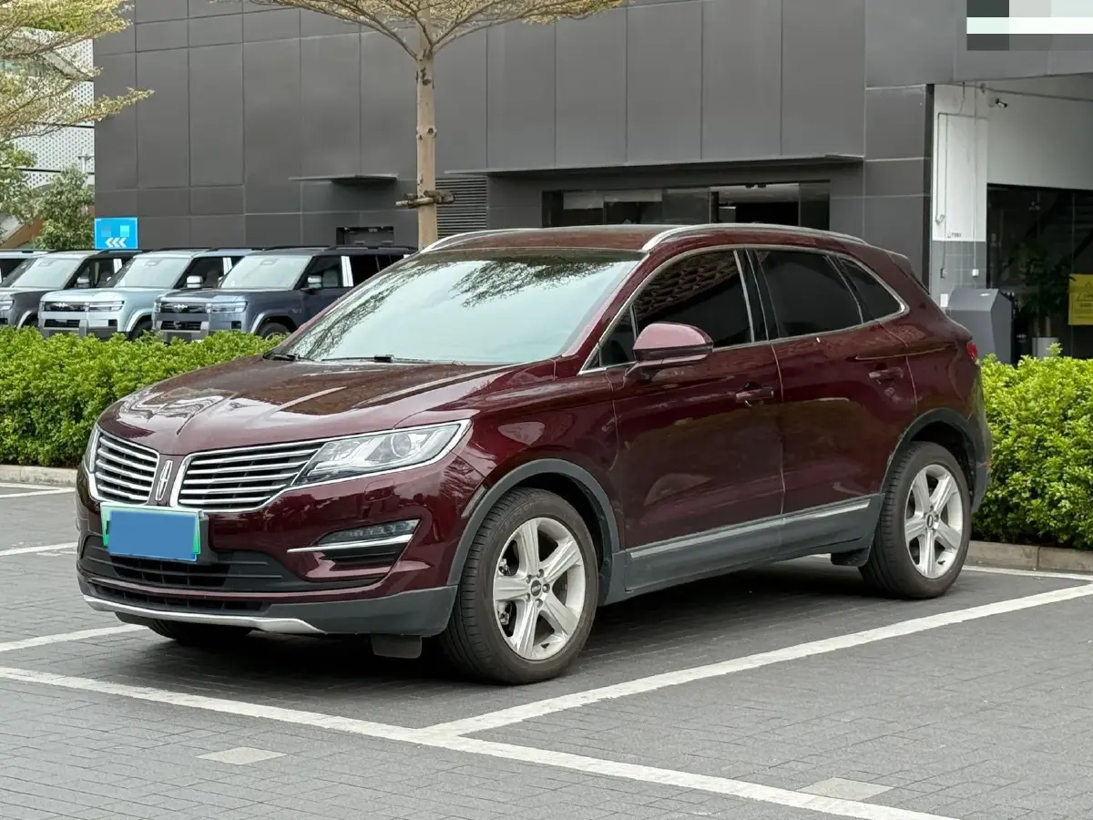 2017 Lincoln MKC 2.0T 203HP L4 6AT