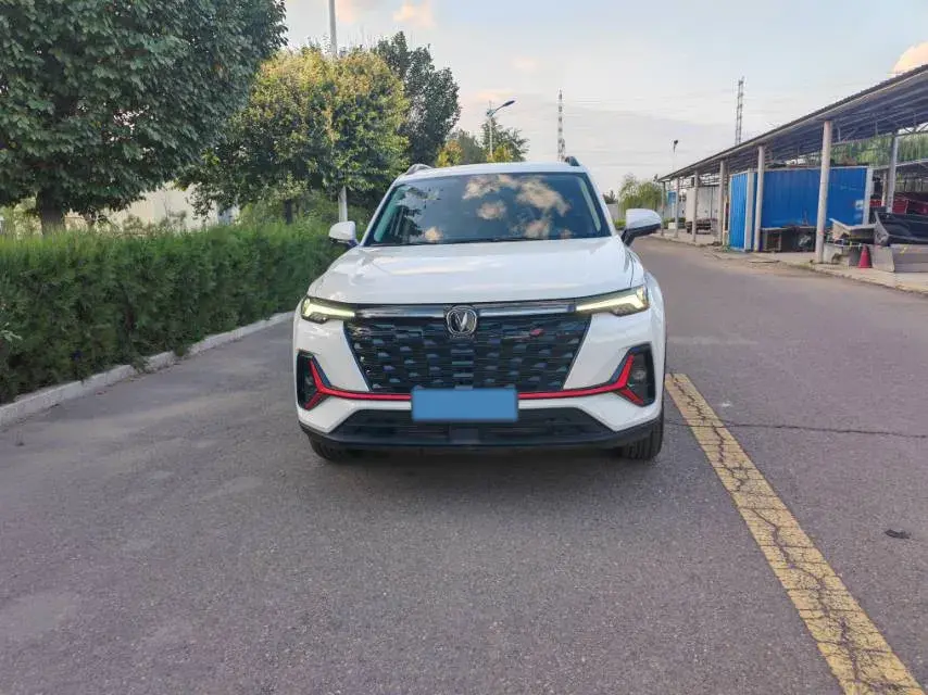 2023 CHANGAN CS35 thumbnail 2