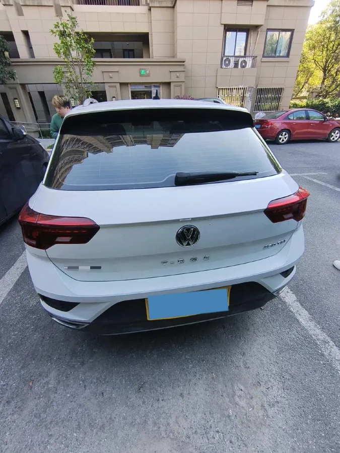 2019 Volkswagen T-Roc 1.4T 150HP L4 7DCT,autocango,china used car exporter,china ev exporter,chinese used car exporter,chinese used ev exporter
