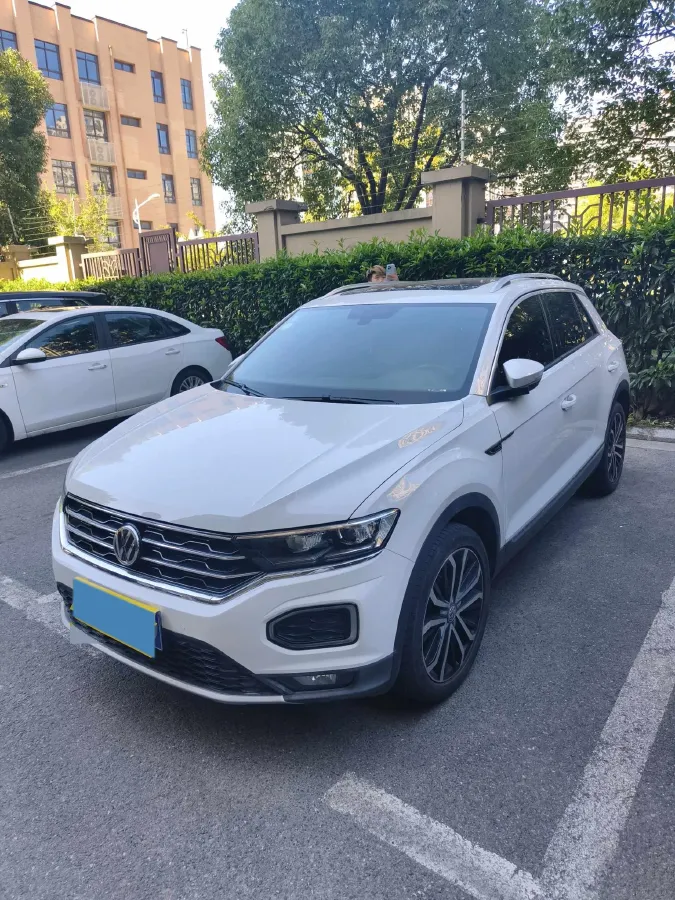 2019 Volkswagen T-Roc 1.4T 150HP L4 7DCT,autocango,china used car exporter,china ev exporter,chinese used car exporter,chinese used ev exporter