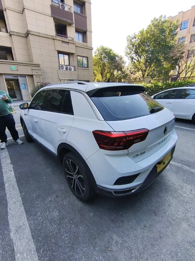 2019 Volkswagen T-Roc 1.4T 150HP L4 7DCT,autocango,china used car exporter,china ev exporter,chinese used car exporter,chinese used ev exporter