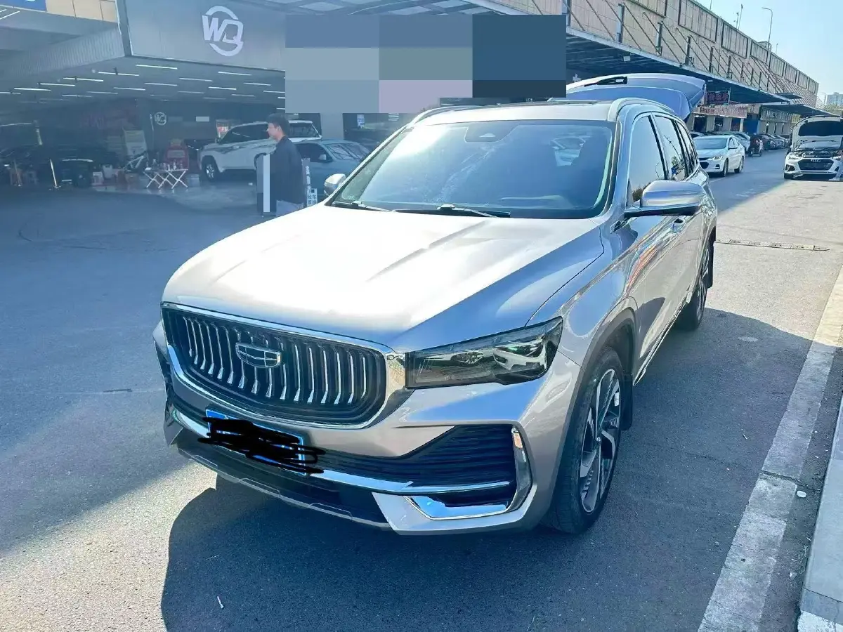 2023 Geely Monjaro 2.0T 238HP L4 8AT