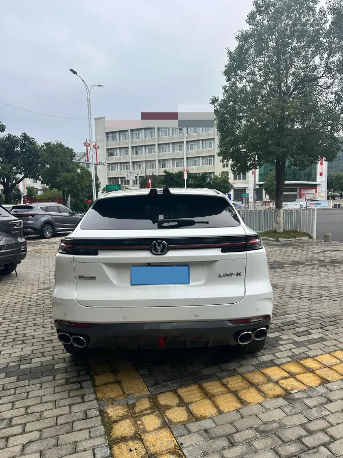 2021 ChangAn UNI-K 2.0T 233HP L4 8AT,autocango,china used car exporter,china ev exporter,chinese used car exporter,chinese used ev exporter