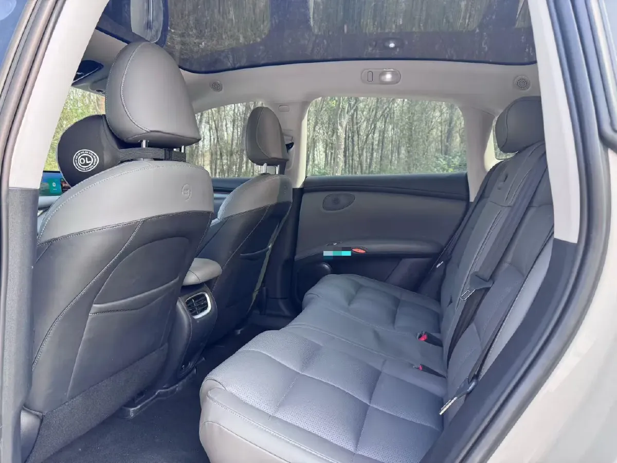 2023 IM LS6 BEV 71KWH,autocango,china used car exporter,china ev exporter,chinese used car exporter,chinese used ev exporter