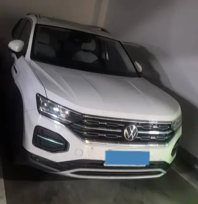 2022 VOLKSWAGEN TAYRON thumbnail 2