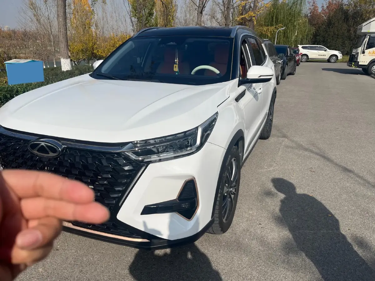 2022 Chery Tiggo 8 PRO 2.0T 254HP L4 7DCT