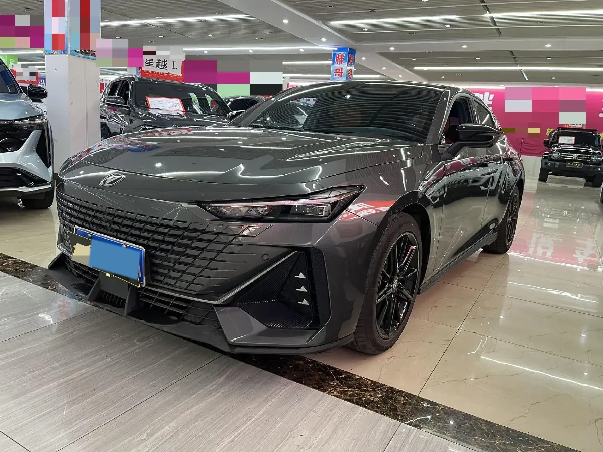 2022 ChangAn UNI-V 1.5T 188HP L4 7DCT