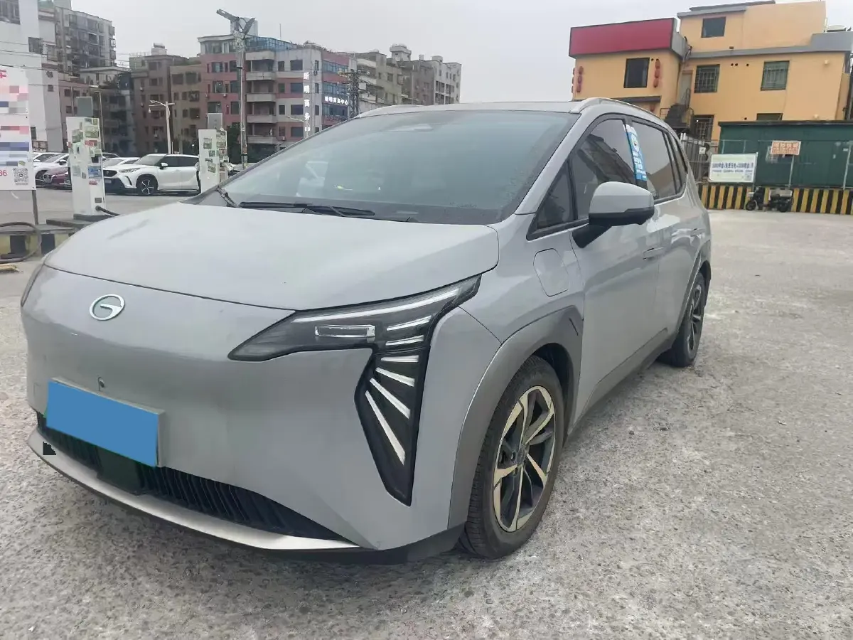 2023 Aion Y BEV 61.7KWH